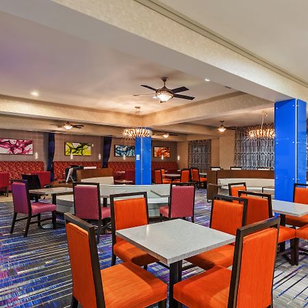 Holiday Inn Express & Suites Houston East By Ihg Экстерьер фото