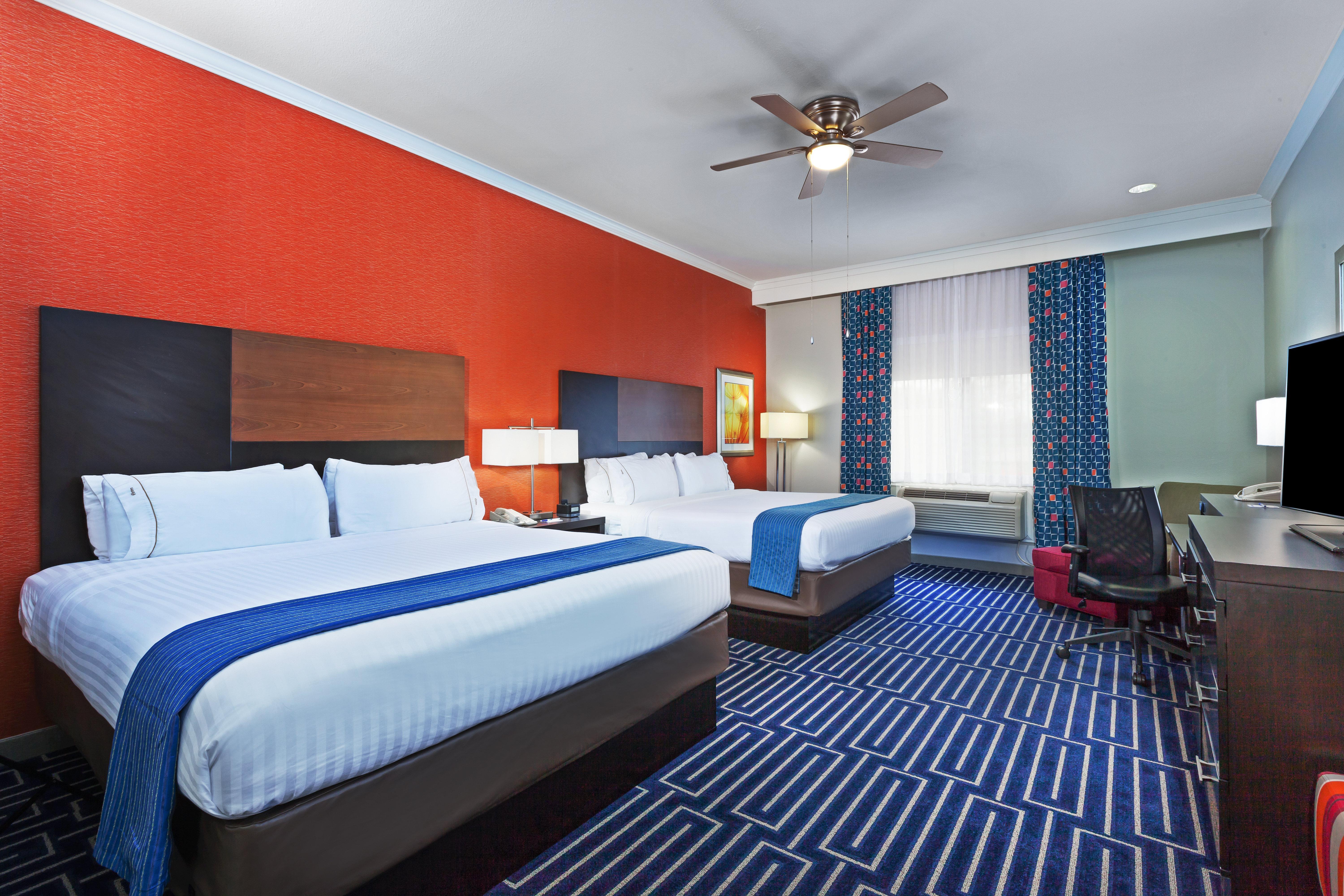 Holiday Inn Express & Suites Houston East By Ihg Экстерьер фото