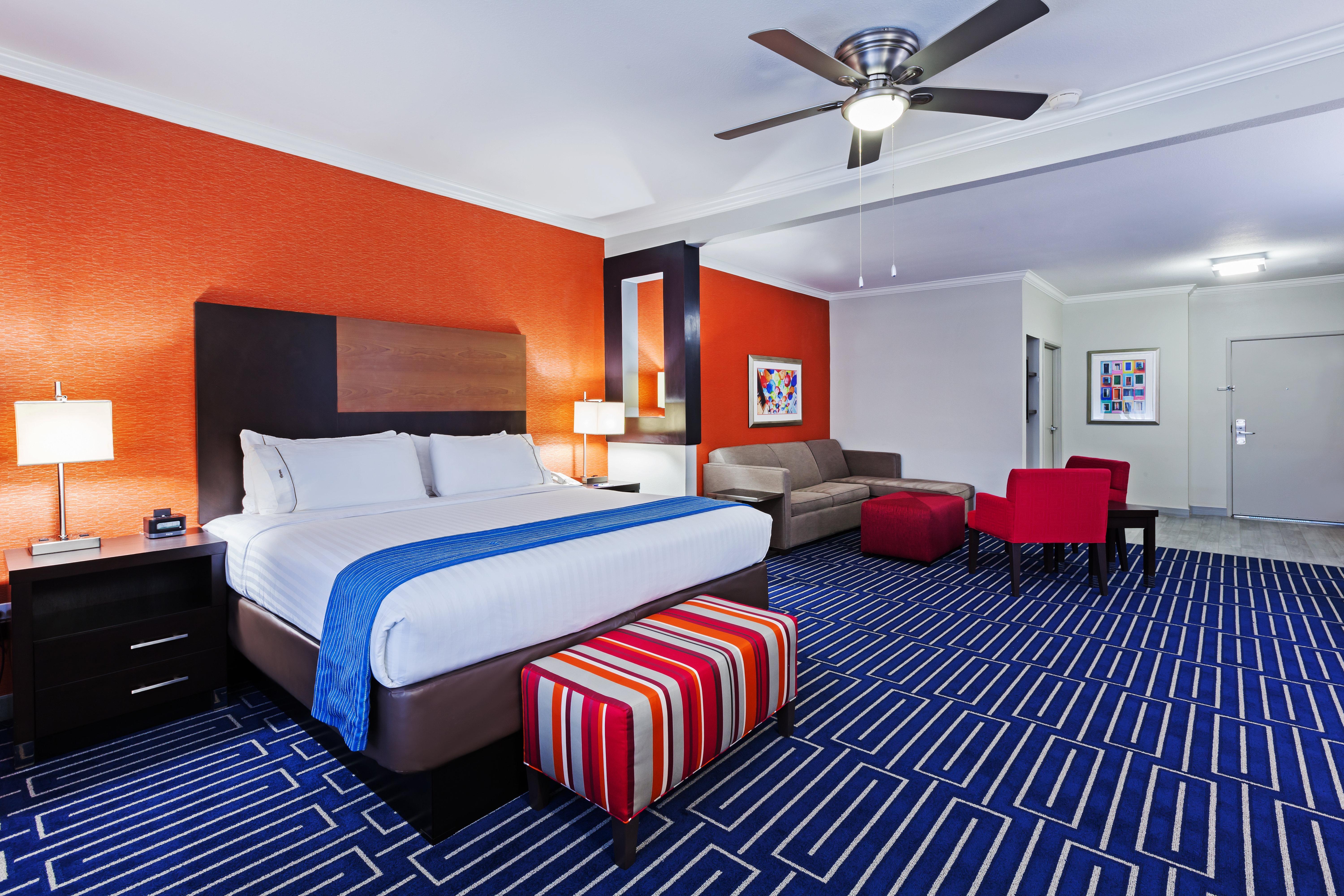 Holiday Inn Express & Suites Houston East By Ihg Экстерьер фото