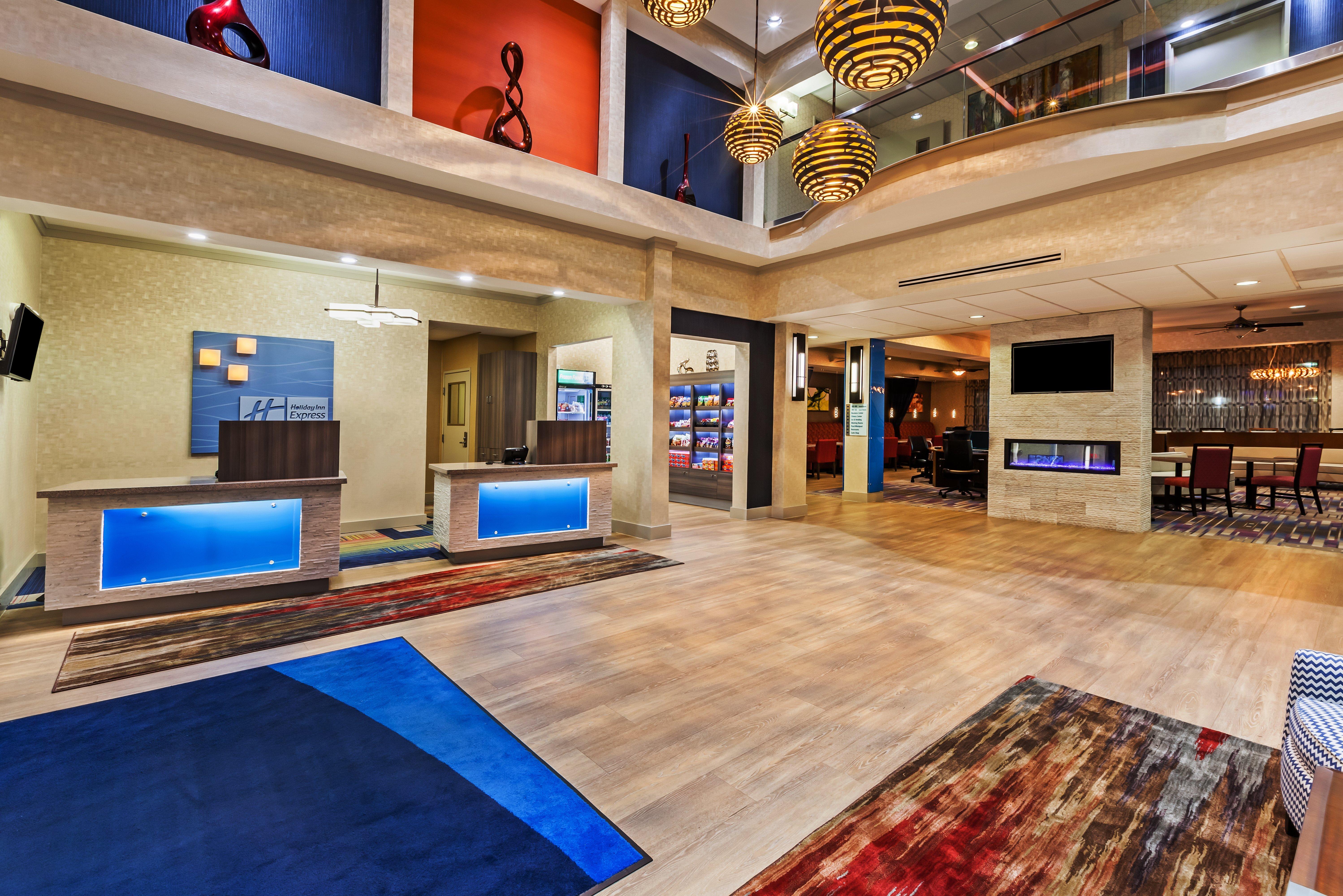 Holiday Inn Express & Suites Houston East By Ihg Экстерьер фото