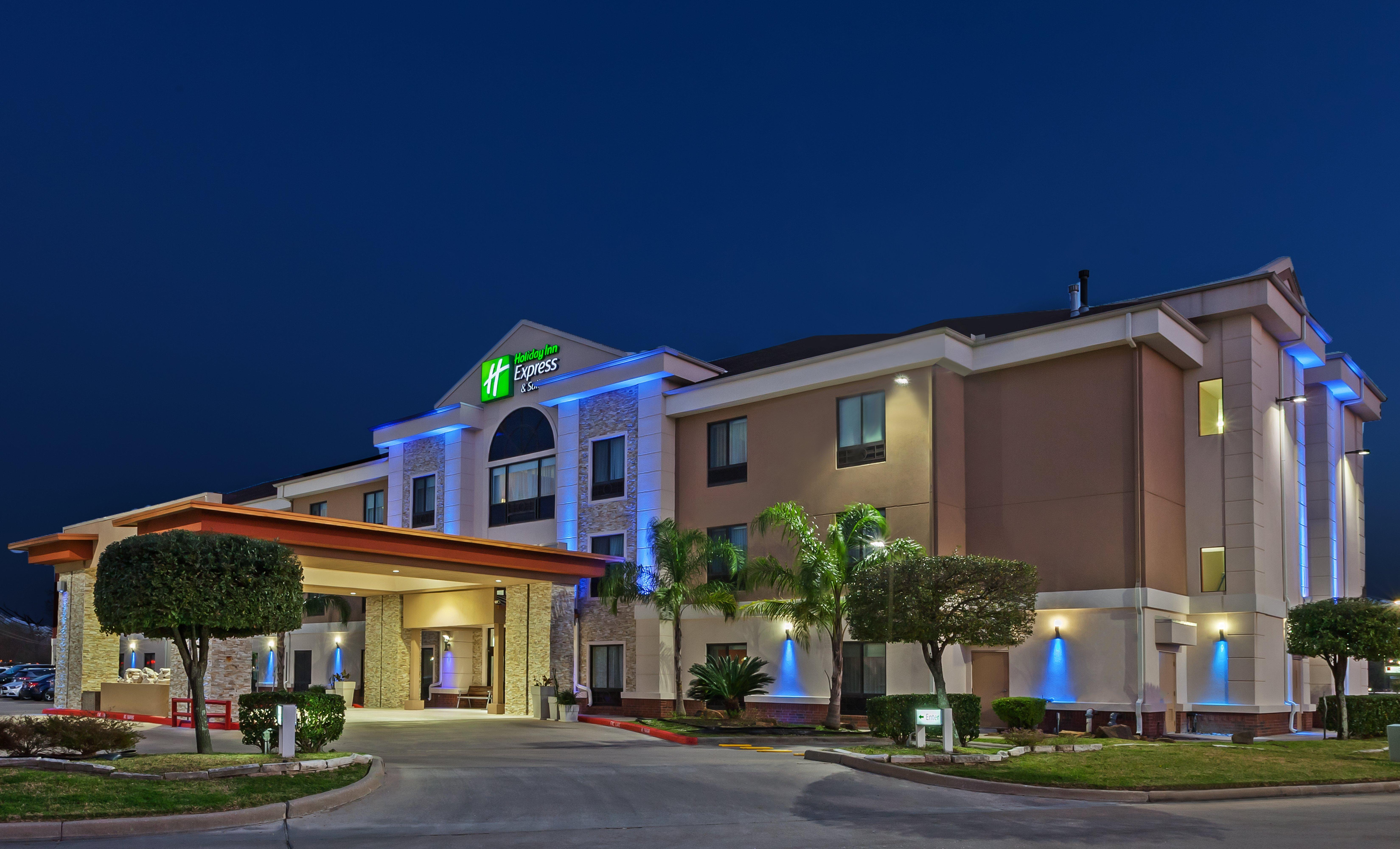Holiday Inn Express & Suites Houston East By Ihg Экстерьер фото