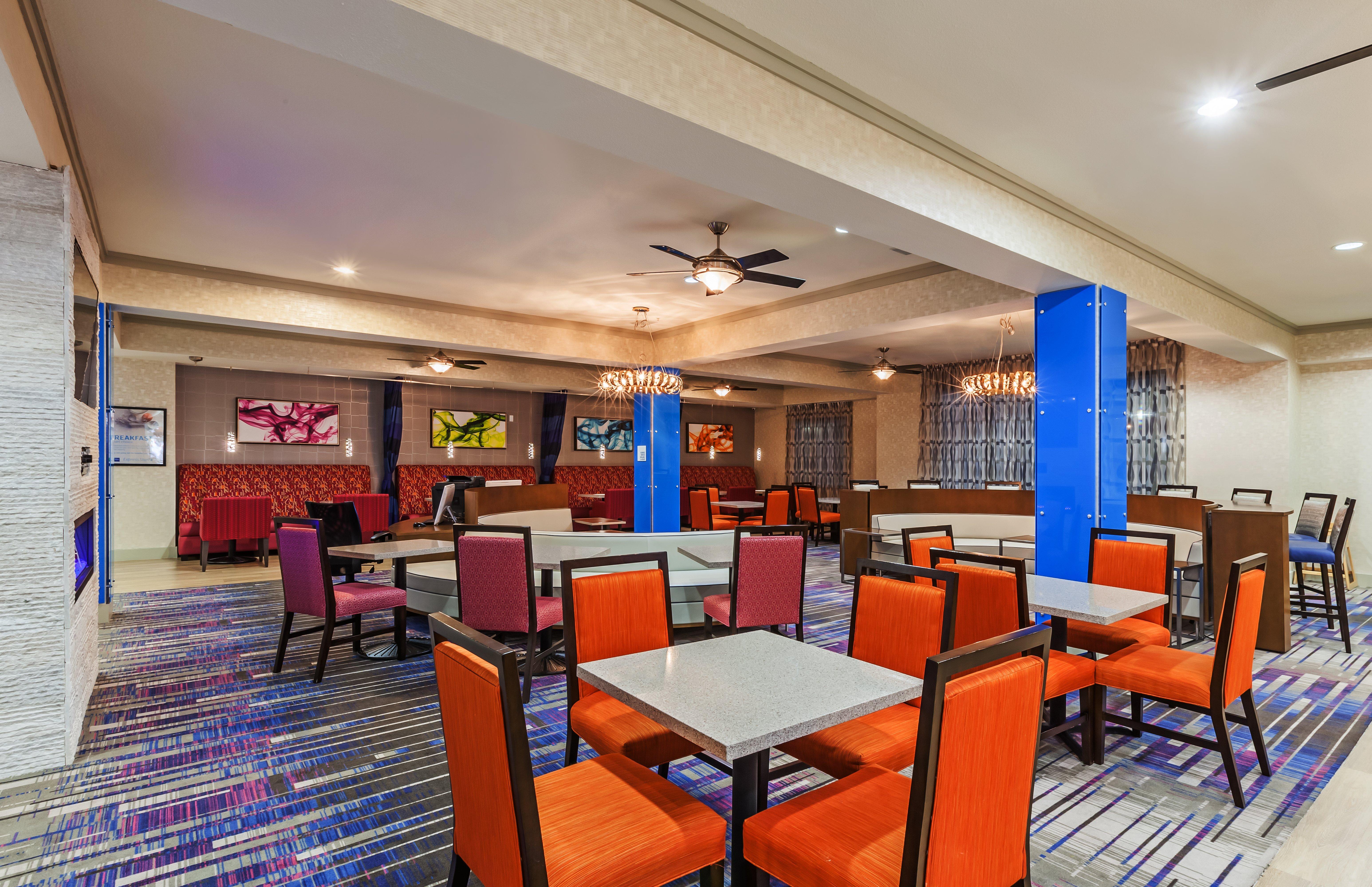 Holiday Inn Express & Suites Houston East By Ihg Экстерьер фото
