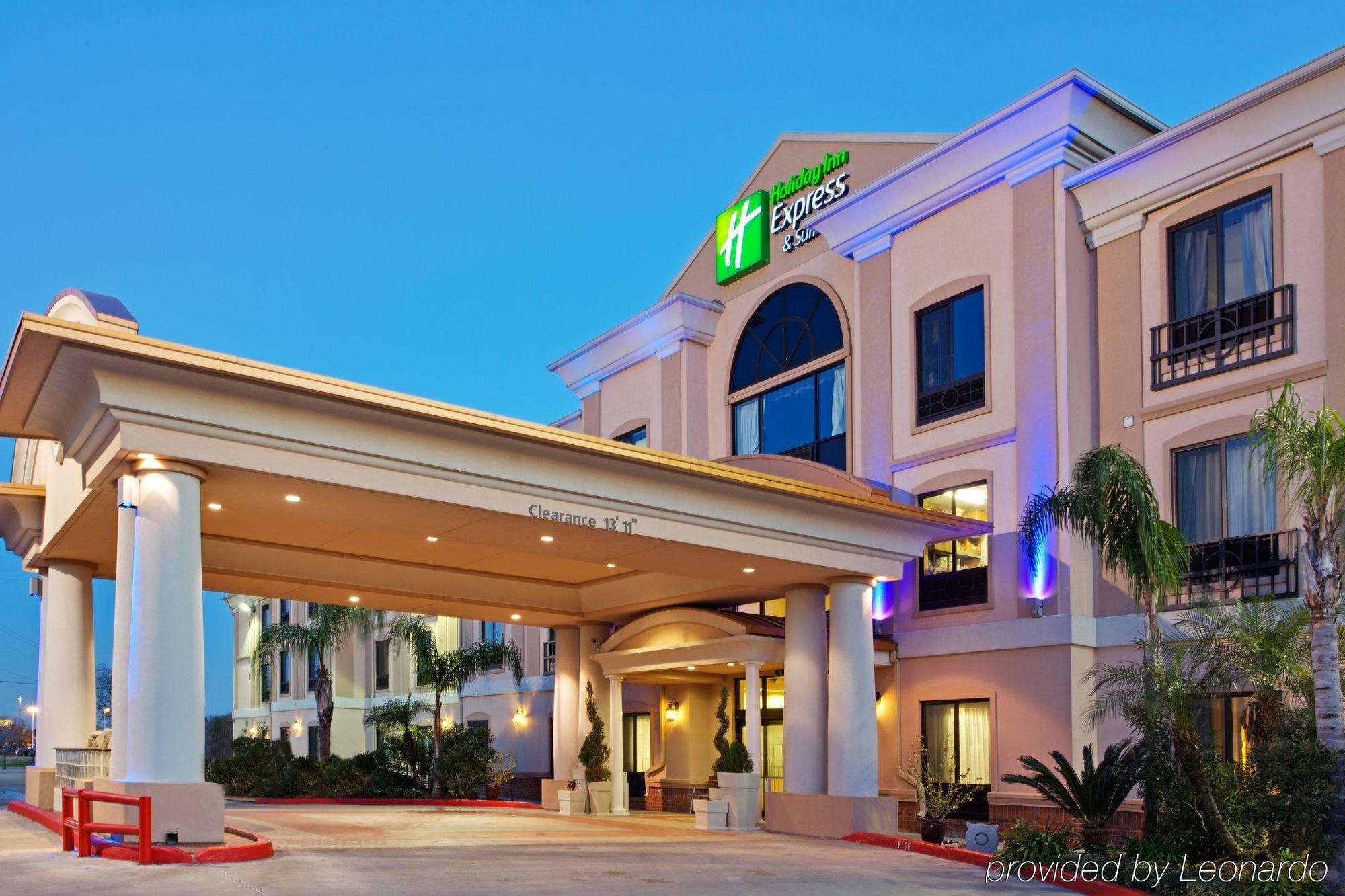Holiday Inn Express & Suites Houston East By Ihg Экстерьер фото