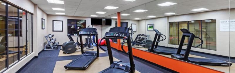 Holiday Inn Express & Suites Houston East By Ihg Экстерьер фото