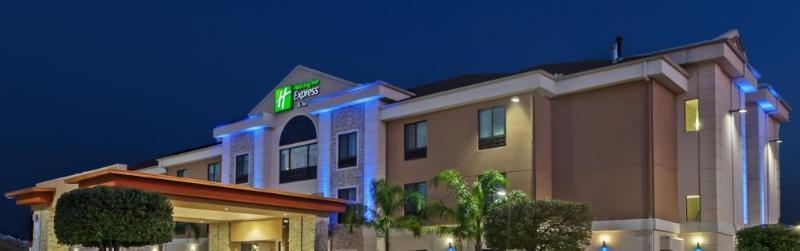Holiday Inn Express & Suites Houston East By Ihg Экстерьер фото