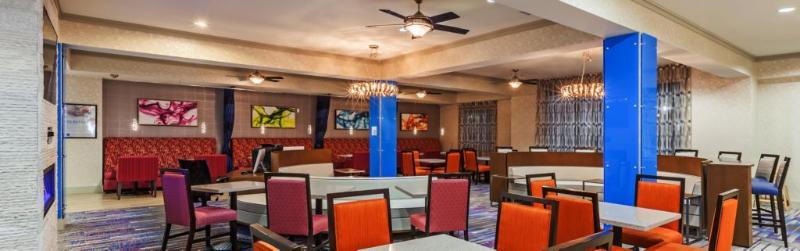 Holiday Inn Express & Suites Houston East By Ihg Экстерьер фото